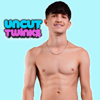 Uncut Twinks